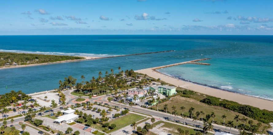 Propiedad comercial en Hutchinson Island South, Florida 244.52 m2 № 1174151