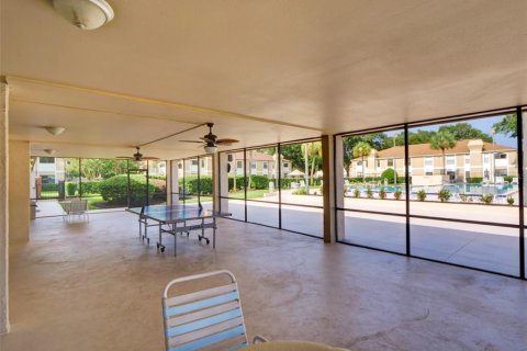 Condo in Orlando, Florida, 2 bedrooms  № 2196943 - photo 29