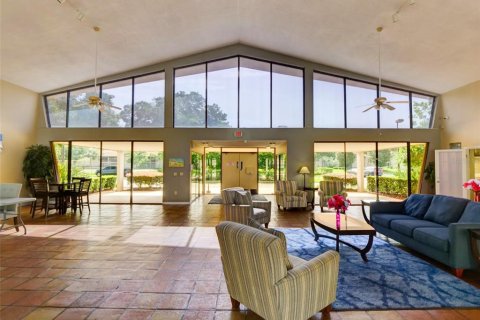 Condo in Orlando, Florida, 2 bedrooms  № 2196943 - photo 24