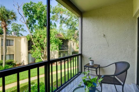 Condo in Orlando, Florida, 2 bedrooms  № 2196943 - photo 17