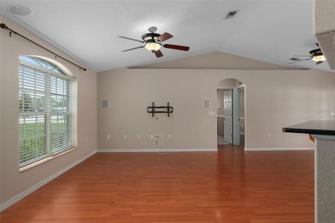 House in Spring Hill, Florida 3 bedrooms, 143.44 sq.m. № 1840505 - photo 9
