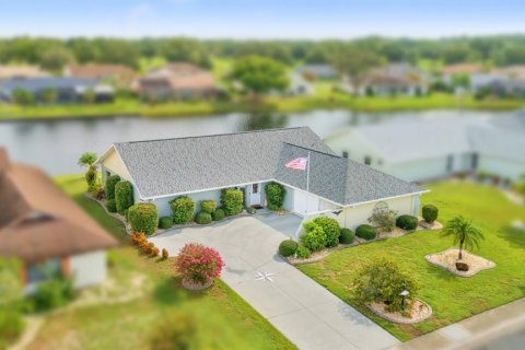 House in Sun City Center, Florida 3 bedrooms, 194.26 sq.m. № 2207230 - photo 2