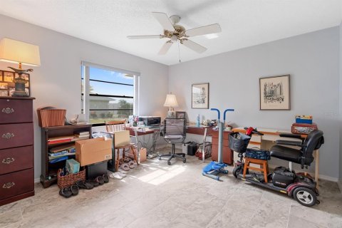 House in Sun City Center, Florida 3 bedrooms, 194.26 sq.m. № 2207230 - photo 27