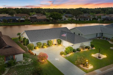 Casa en Sun City Center, Florida 3 dormitorios, 194.26 m2 № 2207230