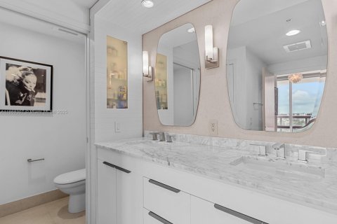 Condominio en venta en Miami Beach, Florida, 2 dormitorios, 118.91 m2 № 1979330 - foto 17