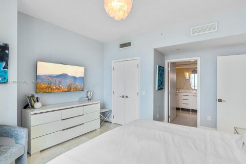 Condominio en venta en Miami Beach, Florida, 2 dormitorios, 118.91 m2 № 1979330 - foto 16