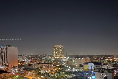 Condominio en venta en Miami Beach, Florida, 2 dormitorios, 118.91 m2 № 1979330 - foto 29