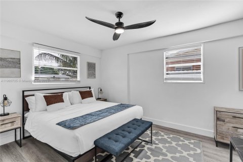 Casa en alquiler en Hollywood, Florida, 3 dormitorios, 112.88 m2 № 1951991 - foto 17