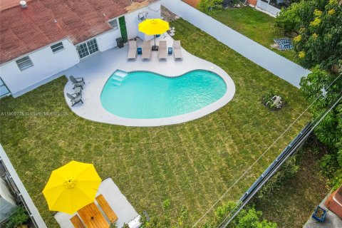 Casa en alquiler en Hollywood, Florida, 3 dormitorios, 112.88 m2 № 1951991 - foto 21