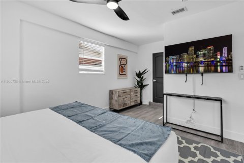 Casa en alquiler en Hollywood, Florida, 3 dormitorios, 112.88 m2 № 1951991 - foto 19