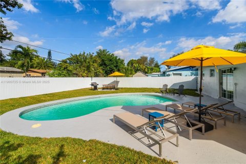 Casa en alquiler en Hollywood, Florida, 3 dormitorios, 112.88 m2 № 1951991 - foto 25