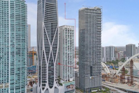 Condo in Miami, Florida, 1 bedroom  № 1944754 - photo 4