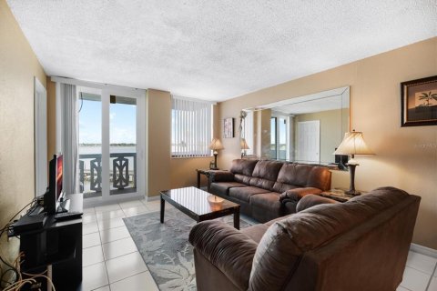 Copropriété à vendre à Daytona Beach, Floride: 1 chambre, 76.37 m2 № 1912189 - photo 9