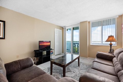 Copropriété à vendre à Daytona Beach, Floride: 1 chambre, 76.37 m2 № 1912189 - photo 10