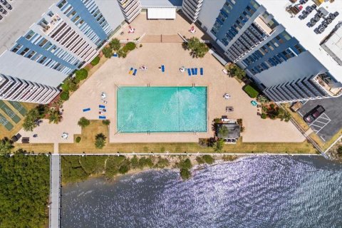 Copropriété à vendre à Daytona Beach, Floride: 1 chambre, 76.37 m2 № 1912189 - photo 24