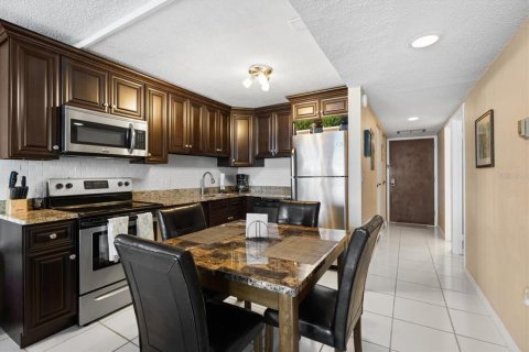 Copropriété à vendre à Daytona Beach, Floride: 1 chambre, 76.37 m2 № 1912189 - photo 6