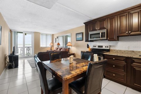Copropriété à vendre à Daytona Beach, Floride: 1 chambre, 76.37 m2 № 1912189 - photo 5