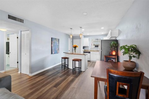 Copropriété à vendre à Daytona Beach, Floride: 2 chambres, 89.65 m2 № 1901544 - photo 12