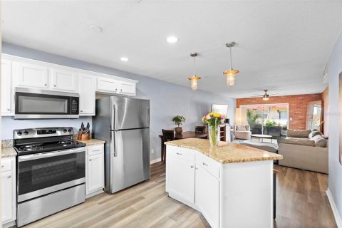 Copropriété à vendre à Daytona Beach, Floride: 2 chambres, 89.65 m2 № 1901544 - photo 6