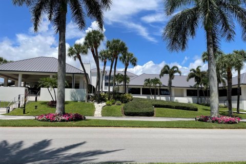 Condo in Boynton Beach, Florida, 2 bedrooms № 2189886 - photo 11