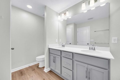 Townhouse in Orlando, Florida 4 bedrooms, 169.36 sq.m. № 2138132 - photo 27