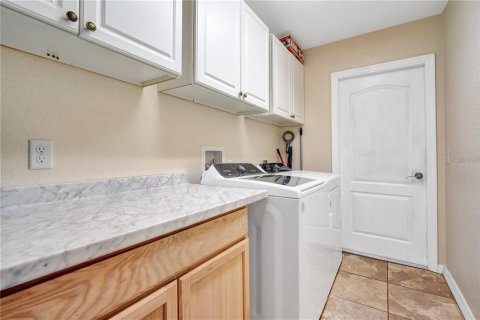 House in Davenport, Florida 3 bedrooms, 164.53 sq.m. № 1907234 - photo 16