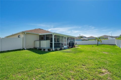House in Davenport, Florida 3 bedrooms, 164.53 sq.m. № 1907234 - photo 21