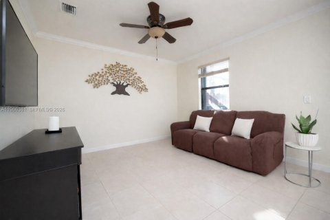 Adosado en venta en Homestead, Florida, 3 dormitorios, 173.73 m2 № 2027919 - foto 10