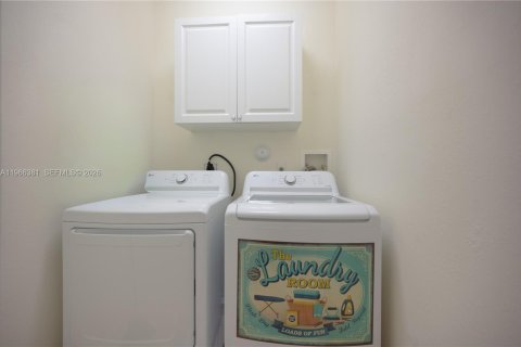 Adosado en venta en Homestead, Florida, 3 dormitorios, 173.73 m2 № 2027919 - foto 19