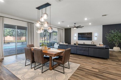 Villa ou maison à vendre à Lake Mary, Floride: 5 chambres, 354.61 m2 № 2431732 - photo 4