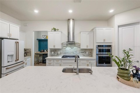 Villa ou maison à vendre à Lake Mary, Floride: 5 chambres, 354.61 m2 № 2431732 - photo 6
