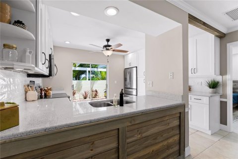 House in Venice, Florida 2 bedrooms, 109.16 sq.m. № 1509285 - photo 15