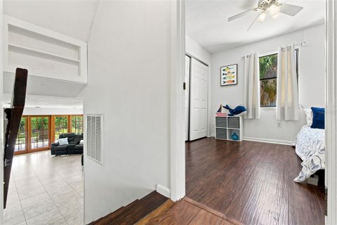 House in Hernando Beach, Florida 3 bedrooms, 144.93 sq.m. № 2198170 - photo 30