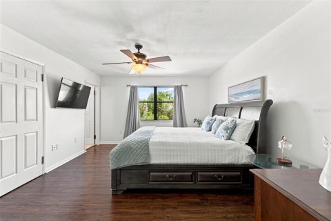 House in Hernando Beach, Florida 3 bedrooms, 144.93 sq.m. № 2198170 - photo 22