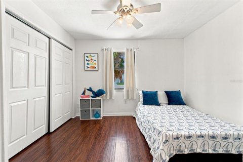 House in Hernando Beach, Florida 3 bedrooms, 144.93 sq.m. № 2198170 - photo 26