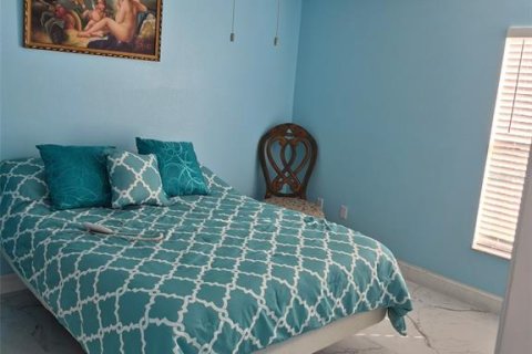 Villa ou maison à vendre à Saint Lucie, Floride: 4 chambres, 197.97 m2 № 2395674 - photo 6