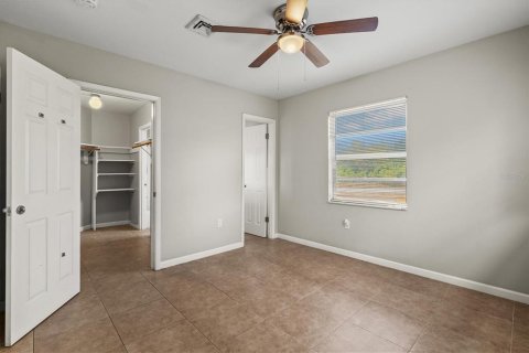 Villa ou maison à vendre à North Port, Floride: 3 chambres, 107.86 m2 № 2147905 - photo 23