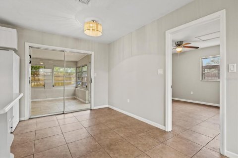 Villa ou maison à vendre à North Port, Floride: 3 chambres, 107.86 m2 № 2147905 - photo 19