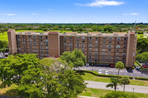 Condominio en venta en Deerfield Beach, Florida, 2 dormitorios, 99.41 m2 № 1845965 - foto 29