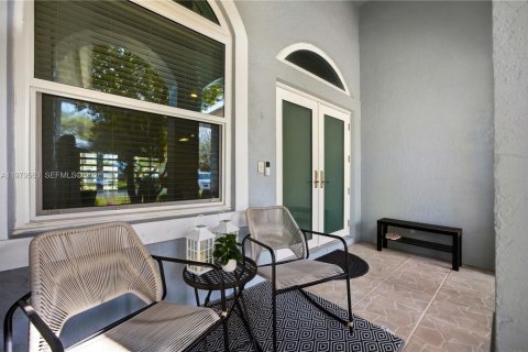 House in Homestead, Florida 4 bedrooms, 192.59 sq.m. № 2049705 - photo 3