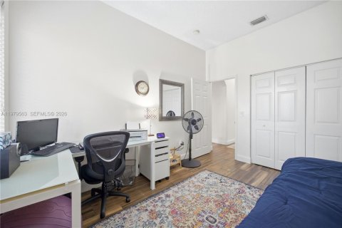 House in Homestead, Florida 4 bedrooms, 192.59 sq.m. № 2049705 - photo 26