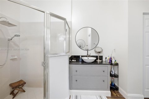 House in Homestead, Florida 4 bedrooms, 192.59 sq.m. № 2049705 - photo 23