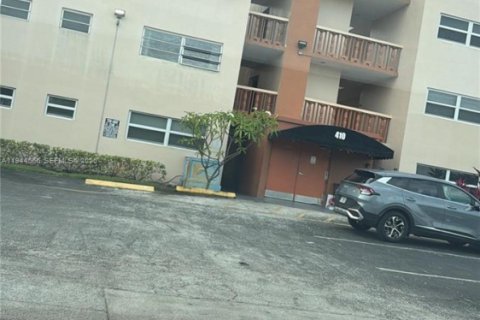 Copropriété à louer à Hallandale Beach, Floride: 1 chambre, 71.53 m2 № 2001089 - photo 14