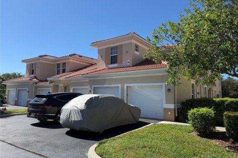Condominio en Punta Gorda, Florida, 2 dormitorios  № 2430919