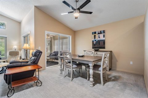 House in New Port Richey, Florida 3 bedrooms, 152.92 sq.m. № 1883967 - photo 7
