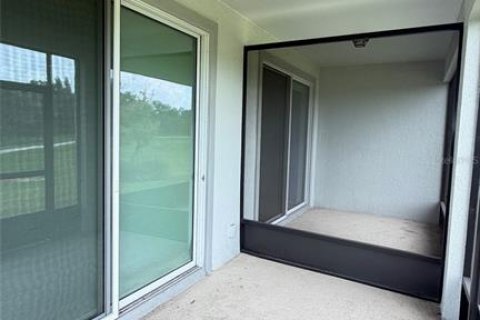 House in Lake Alfred, Florida 3 bedrooms, 210.42 sq.m. № 2345051 - photo 24