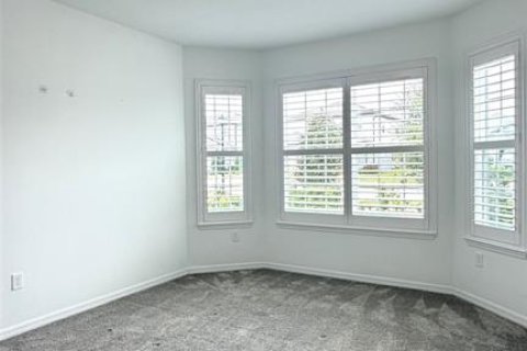 House in Lake Alfred, Florida 3 bedrooms, 210.42 sq.m. № 2345051 - photo 4