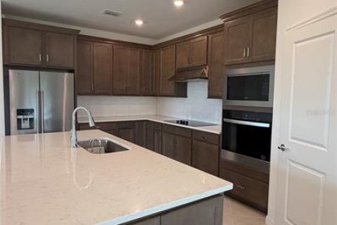 House in Lake Alfred, Florida 3 bedrooms, 210.42 sq.m. № 2345051 - photo 15