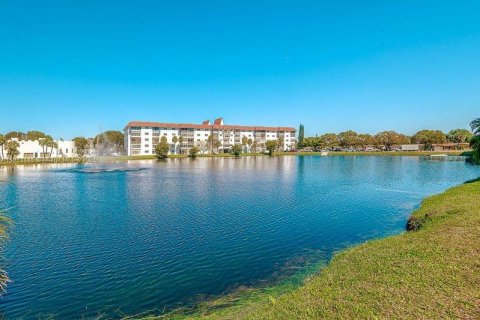 Copropriété à vendre à Lauderhill, Floride: 1 chambre, 86.21 m2 № 2054699 - photo 27