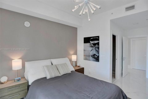 Condo in Sunny Isles Beach, Florida, 3 bedrooms  № 1830729 - photo 29